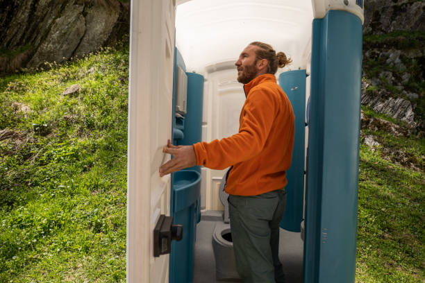 Best Porta potty delivery and setup  in Chanute, KS